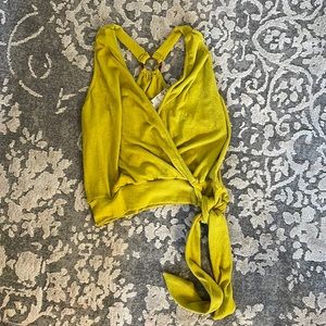 Blu Pepper chartreuse green top